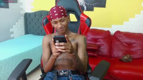 man_san11 online show from 11-08-25, 03:01