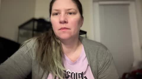 Mandy online show from 12-24-24, 06:44