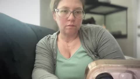 Mandy online show from 10-13-25, 05:24