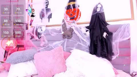 Mandy online show from 10-16-25, 05:14