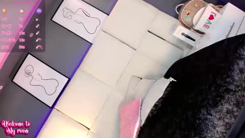 manellyksparklee online show from 10-30-25, 04:19