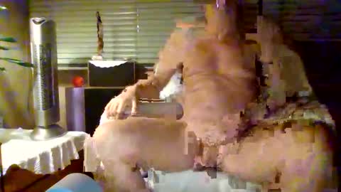 Snapshot of manes5858 chatting on 02-16-26, 10:17 manes5858 online show from 02-16-26, 10:17