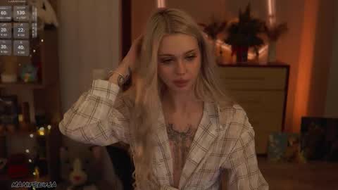 Amelie online show from 02-21-26, 12:22