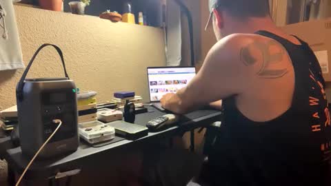 Snapshot of mannymotorz chatting on 09-11-25, 07:30 mannymotorz online show from 09-11-25, 07:30