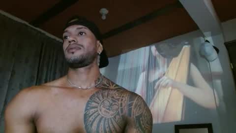 Manolo online show from 10-21-25, 03:24