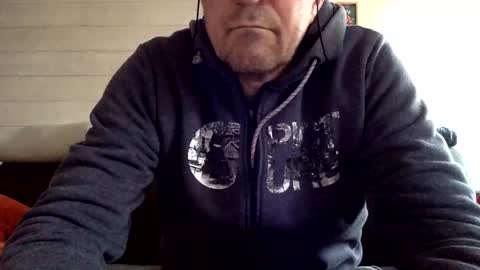 Snapshot of manpower2012 chatting on 10-28-25, 08:29 Manpo online show from 10-28-25, 08:29