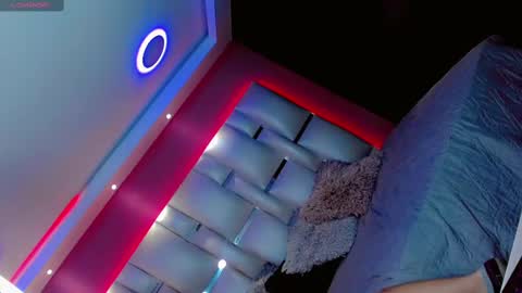 Manuela Kingsley online show from 02-02-25, 05:10