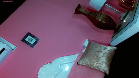 Manuela Kingsley online show from 02-03-25, 11:31