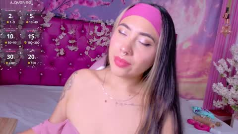 Manuela  online show from 01-07-26, 05:21