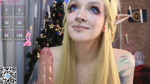 Snapshot of mao_me_meow chatting on 12-28-24, 11:19 Sasha online show from 12-28-24, 11:19