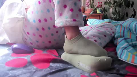 Snapshot of mapu_01 chatting on 09-12-25, 02:50 Maria IG M APS01 online show from 09-12-25, 02:50