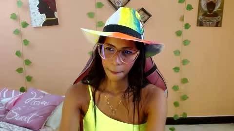 Snapshot of mara_summer chatting on 02-16-26, 01:07 Mara 3 online show from 02-16-26, 01:07