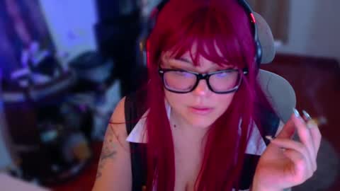 Snapshot of marcela2101s chatting on 10-18-25, 07:03 marcela2101s online show from 10-18-25, 07:03