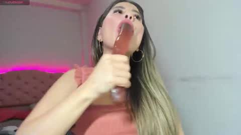 Snapshot of marcela_56 chatting on 09-25-25, 02:59 marcela_56 online show from 09-25-25, 02:59