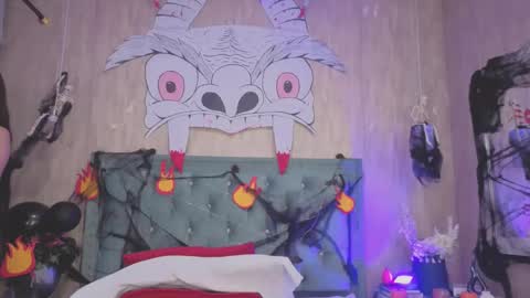 Snapshot of marcelaa_fox chatting on 10-24-25, 09:44 Marcela online show from 10-24-25, 09:44