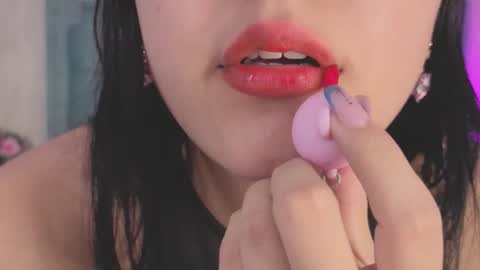 Snapshot of marcelaa_fox chatting on 11-18-25, 08:35 Marcela online show from 11-18-25, 08:35