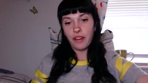 MarcelineAltaria online show from 11-17-25, 05:19