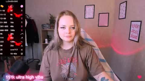 Sara online show from 03-06-25, 01:24