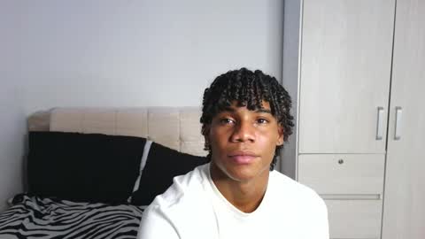 MARCELO online show from 10-17-25, 04:53