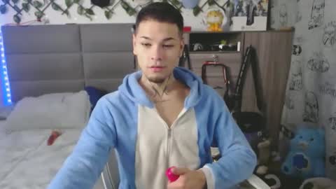 Snapshot of marcelo_m1lk chatting on 10-27-25, 10:36 marcelo_m1lk online show from 10-27-25, 10:36