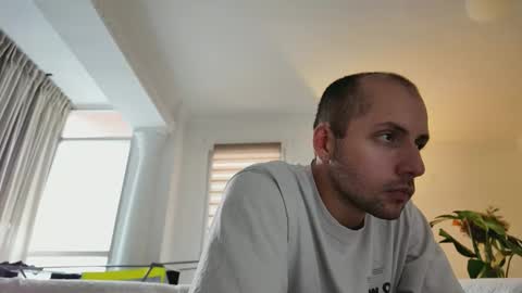 marco_parola online show from 10-06-25, 09:18