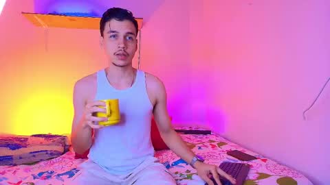 Marcus Hanks online show from 12-03-25, 03:03