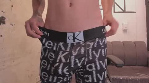 Snapshot of marcusevanss chatting on 10-17-25, 11:57 Marcus online show from 10-17-25, 11:57
