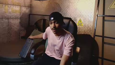 Snapshot of marcusrain_ chatting on 01-19-26, 05:22 Marcus online show from 01-19-26, 05:22