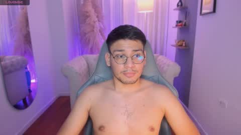 Snapshot of marcuswildx chatting on 12-16-25, 10:48 marcus online show from 12-16-25, 10:48