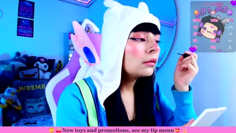 Snapshot of marcy_neko chatting on 04-09-26, 12:10 Marceline online show from 04-09-26, 12:10