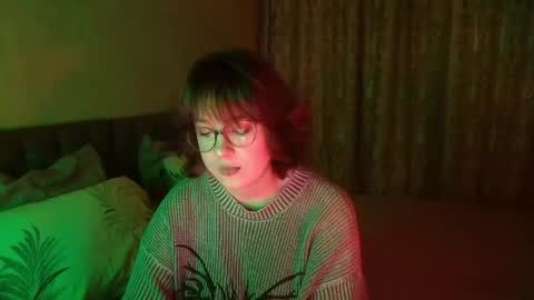 Margaret online show from 02-12-26, 01:22