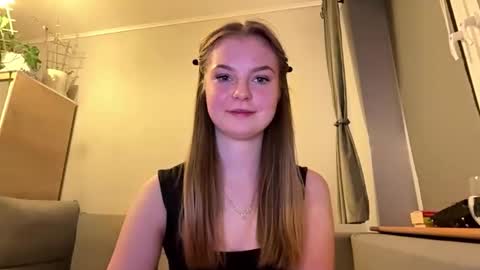 Snapshot of margaretdirty chatting on 04-13-26, 06:24 Margaret online show from 04-13-26, 06:24