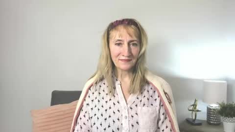 margaretmature online show from 02-12-25, 07:35
