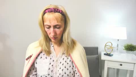 margaretmature online show from 02-19-25, 04:33