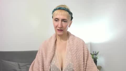 margaretmature online show from 10-10-25, 12:48