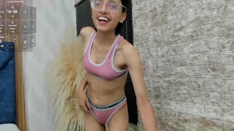 Aitana online show from 12-06-24, 02:02