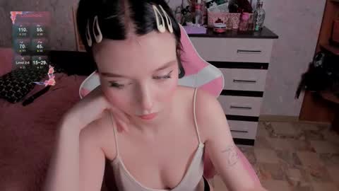 Margot online show from 10-13-25, 05:13