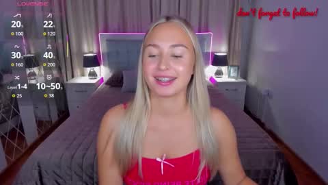 Snapshot of margosugar chatting on 11-07-25, 06:13 MargoSugar online show from 11-07-25, 06:13