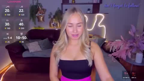 Snapshot of margosugar chatting on 11-09-25, 11:08 MargoSugar online show from 11-09-25, 11:08