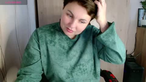 Mari online show from 10-28-25, 07:56