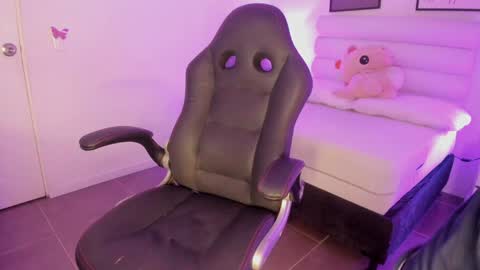 mari_salgado online show from 12-22-24, 05:34