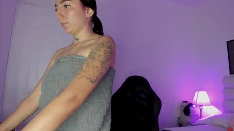 mari_salgado online show from 12-22-24, 02:16