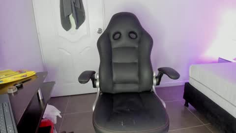 mari_salgado online show from 12-26-24, 11:32