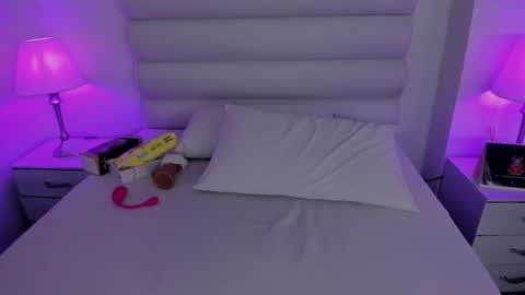 mari_salgado online show from 01-07-25, 05:42