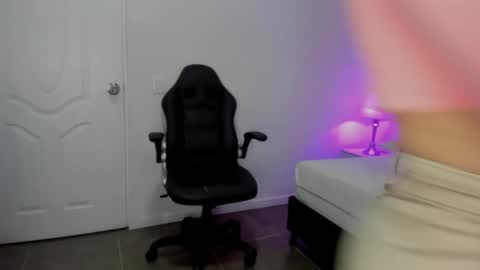 mari_salgado online show from 01-17-25, 11:17