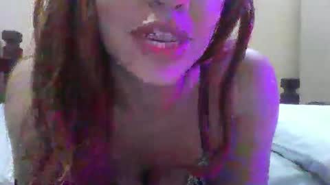 Snapshot of maria_eugenia chatting on 11-07-25, 02:44 Mareu online show from 11-07-25, 02:44