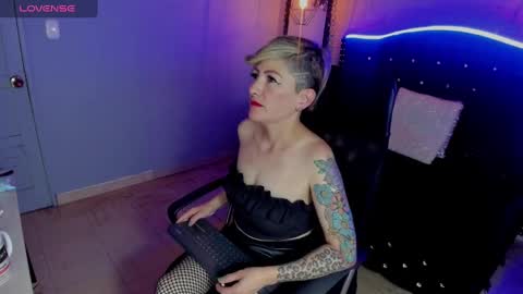 Snapshot of maria_fernandaxxx_ chatting on 01-24-25, 12:10 Maria fernanda online show from 01-24-25, 12:10