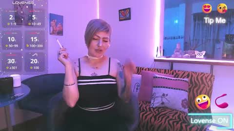 Snapshot of maria_fernandaxxx_ chatting on 10-22-25, 02:56 Maria fernanda online show from 10-22-25, 02:56