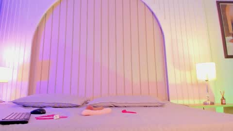 Maria  online show from 11-15-25, 11:51