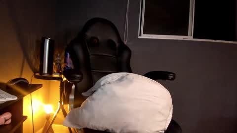 Snapshot of maria_isabells chatting on 01-24-25, 05:10 Maria Isabell online show from 01-24-25, 05:10